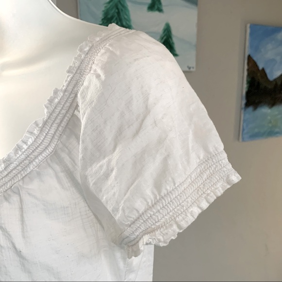 Hollister White Ruffle Cotton Short Sleeve Top| XS - Picture 5 of 8
